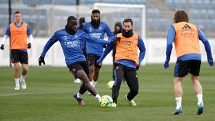 Último treino antes do jogo com o Rayo