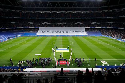 mensaje de apoyo a ucrania en el santiago bernabéu