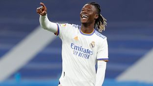 El golazo de Camavinga para abrir el camino de la remontada