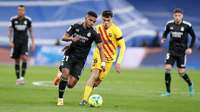 0-4: Défaite lors du Clásico