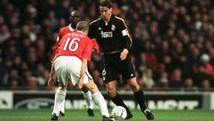 Se cumplen 22 años del taconazo de Redondo en Old Trafford camino de la Octava
