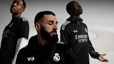 el real madrid presenta la camiseta de edición limitada por su 120 aniversario