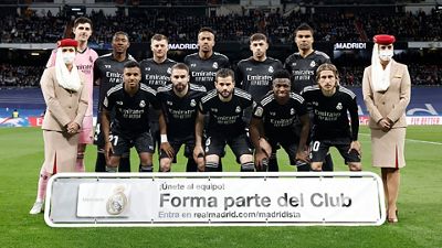 El Real Madrid presenta la camiseta de edición limitada por su 120 aniversario