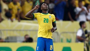 Vini Jr. marca o seu primeiro golo pelo Brasil