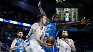 Heurtel shines as Madrid put on a show to take 19th league win