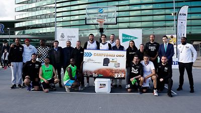 Felipe Reyes inauguró la I Copa Solidaria de Baloncesto 3x3 de la Fundación Real Madrid