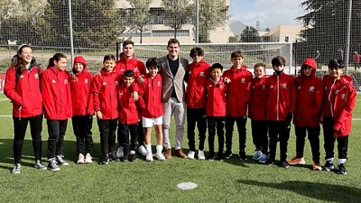 Iker Casillas recibe a participantes en clínics de la Fundación en Estados Unidos