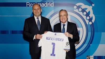 El presidente de Bulgaria visitó las obras del Santiago Bernabéu con Florentino Pérez