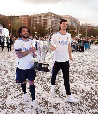 el madridismo celebró la 35ª liga en cibeles