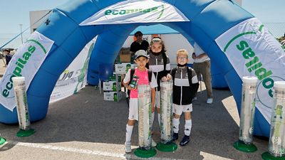 Más de 1.500 participantes en la gran recogida de Ecopilas en la Ciudad Real Madrid
