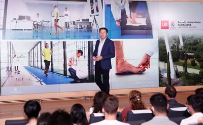 segunda jornada de la semana blanca de la escuela universitaria real madrid universidad europea