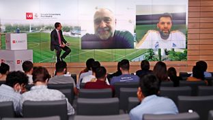 Pablo Laso y Felipe Reyes, en la segunda jornada de la Semana Blanca