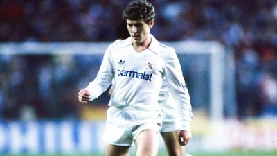 Goles con Historia: el doblete de Butragueño en su debut ante el Cádiz