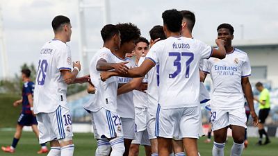 5-1: El Castilla golea y sigue luchando por jugar el playoff de ascenso