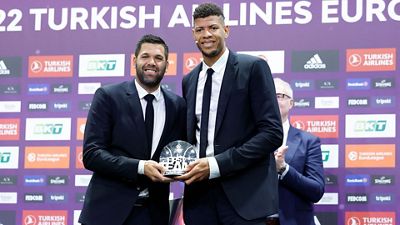 Tavares, incluido en el mejor quinteto de la Euroliga