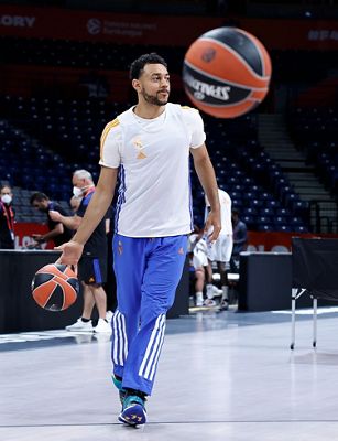entrenamiento del real madrid de baloncesto en belgrado