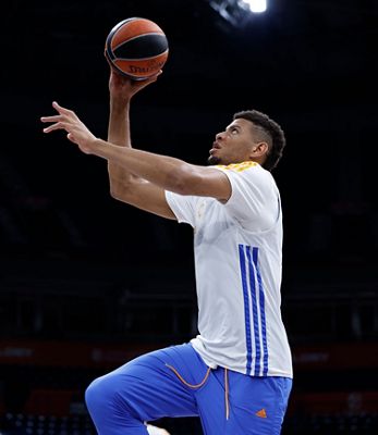 entrenamiento del real madrid de baloncesto en belgrado