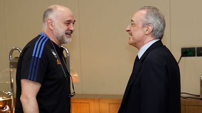 El presidente, con el equipo en Belgrado