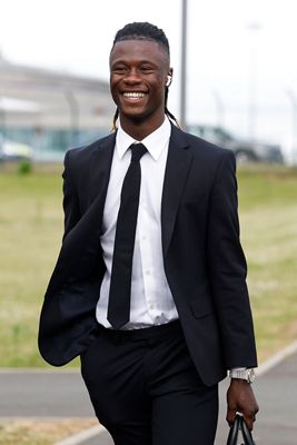 salida del real madrid a parís