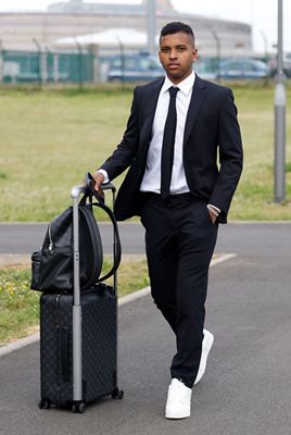 salida del real madrid a parís