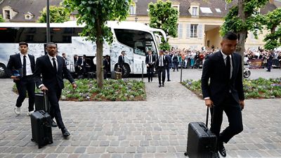 O Real Madrid já está em Paris