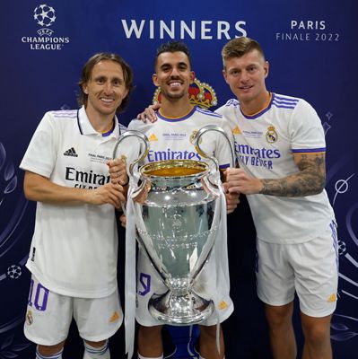 así se celebró la decimocuarta en el vestuario