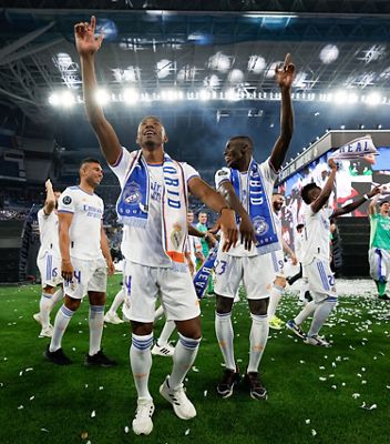 el santiago bernabéu disfrutó con la fiesta de los campeones