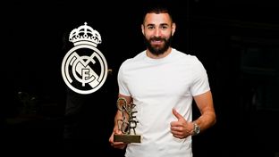 Benzema, Prémio Onze de Ouro para o melhor jogador da temporada