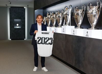 modric renovado hasta 2023