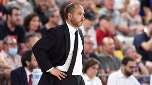 Chus Mateo: “Hemos estado muy serios durante todo el partido”