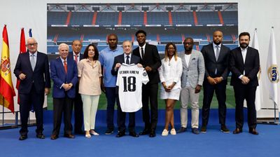 presentación de tchouameni como nuevo jugador del real madrid