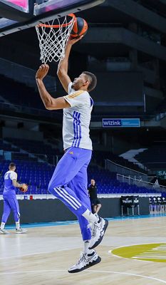 entrenamiento del real madrid de baloncesto