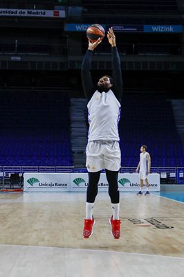 entrenamiento del real madrid de baloncesto