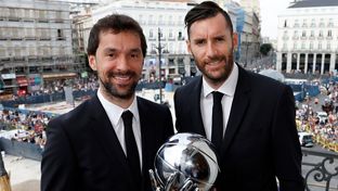 O campeão ofereceu a 36ª Liga aos madridistas