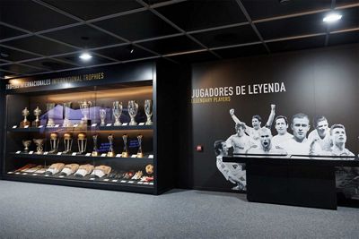 reabre el tour bernabéu