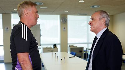 El presidente, con Ancelotti en la Ciudad Real Madrid