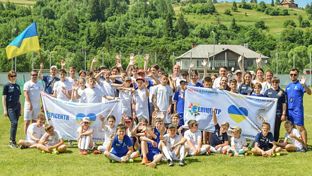 Los beneficiarios de la Fundación en Ucrania participan en un campamento de verano