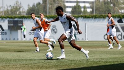 First session of the day at Real Madrid City