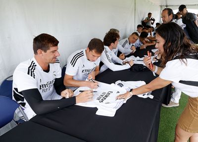 encuentro con los aficionados en los ángeles