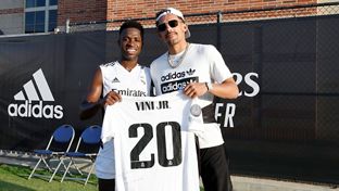 Trae Young visitou o plantel do Real Madrid