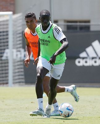 entrenamiento del real madrid en los ángeles