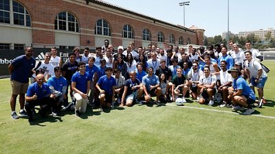 La plantilla se despidió de UCLA