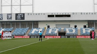 Minute's silence in memory of José Luis Pérez-Payá