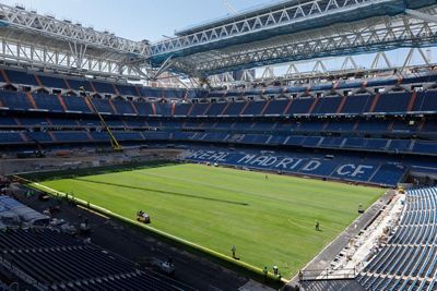 el nuevo césped del santiago bernabéu