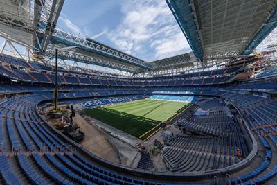 el nuevo césped del santiago bernabéu