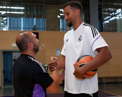 entrenamiento del real madrid de baloncesto