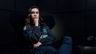 tercera camiseta de la temporada 2022-23