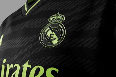 tercera camiseta de la temporada 2022-23