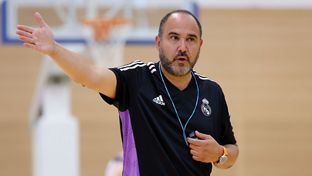 Chus Mateo: 'El equipo está haciendo un trabajo físico importante'