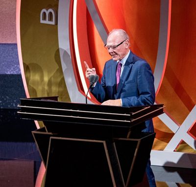 george karl en el salón de la fama del baloncesto
